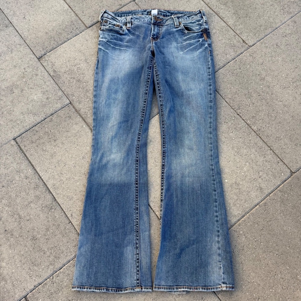Silver Jeans Co Suki Mid Wash Flare Leg Denim Low Rise Whiskered Y2K Size 30